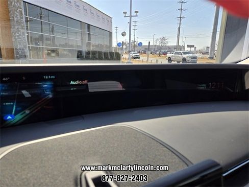 New 2026 Lincoln Nautilus Reserve image 21