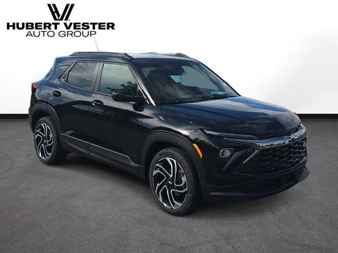 New 2026 Chevrolet TrailBlazer RS w/ Convenience Package FWD image 4