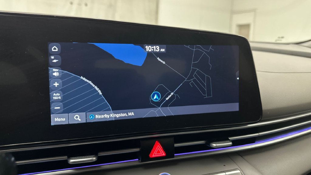 Used 2024 Hyundai Elantra SEL FWD image 21