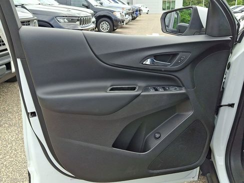 Used 2019 Chevrolet Equinox LT AWD/4WD image 13