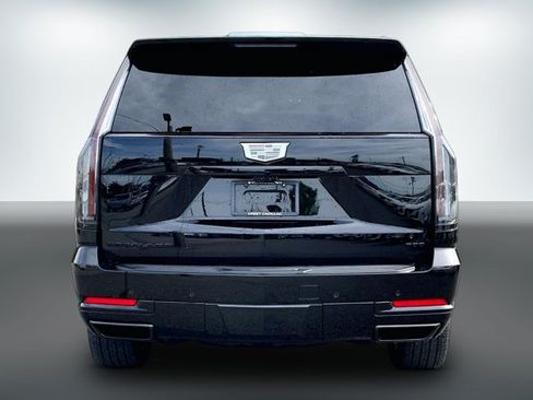 Used 2026 Cadillac Escalade Sport w/ LPO, ONYX Package AWD/4WD image 3