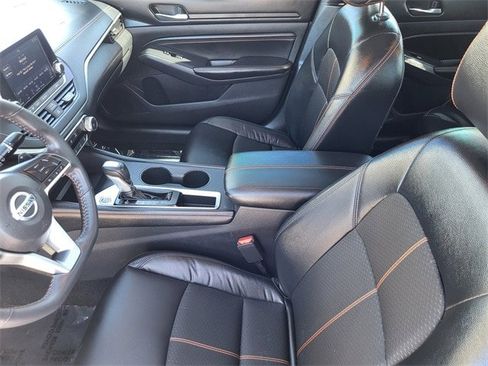Certified 2022 Nissan Altima 2.5 SR image 18