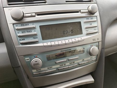 Used 2009 Toyota Camry Hybrid image 19