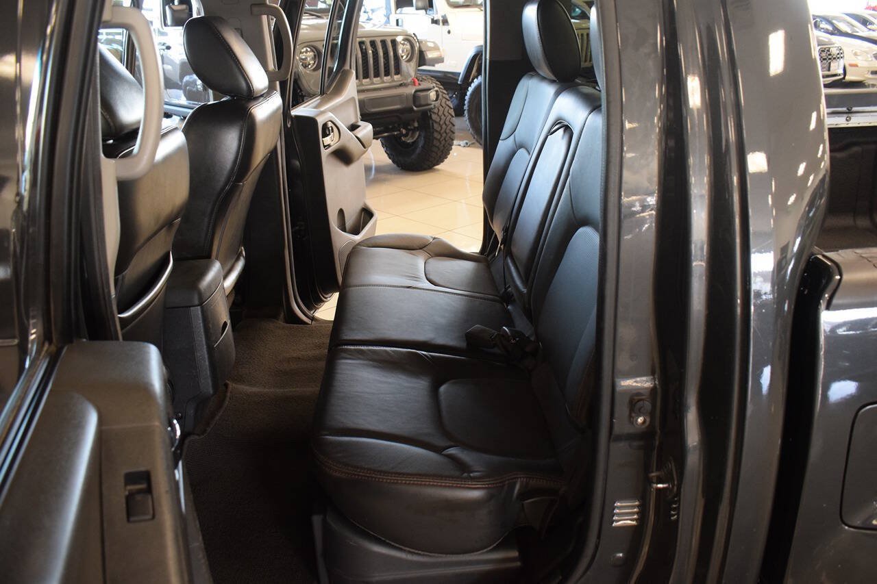 Used 2010 Nissan Frontier PRO-4X w/ Pro-4x Value Truck Pkg AWD/4WD image 41