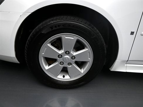 Used 2010 Chevrolet Impala LT w/ Luxury Edition Package image 16