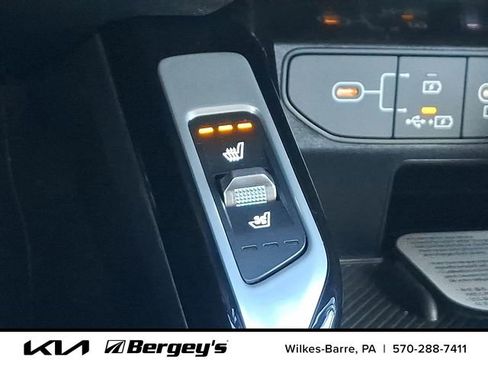 New 2026 Kia Sorento SX image 21