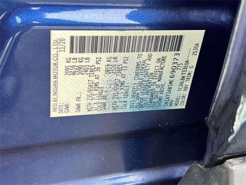 Used 2021 Nissan Rogue S image 18