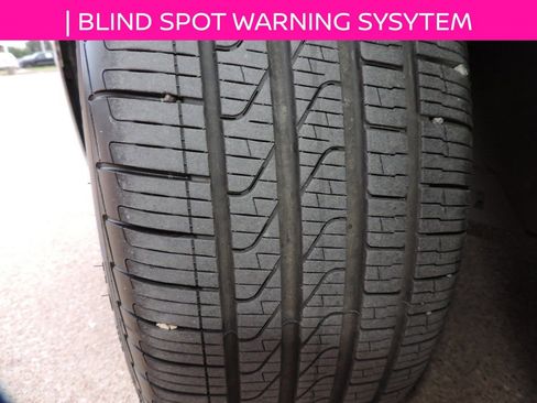 Used 2018 BMW 530i w/ Premium Package image 14