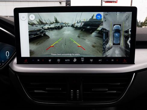 Used 2024 Ford Escape Platinum image 15