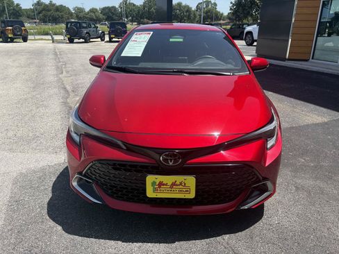 Used 2025 Toyota Corolla XSE FWD image 6