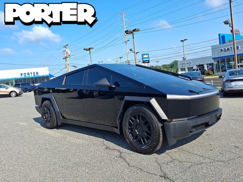 Used 2024 Tesla Cybertruck AWD Crew Cab image 1