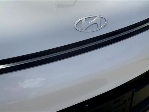 Used 2025 Hyundai Kona SEL image 31