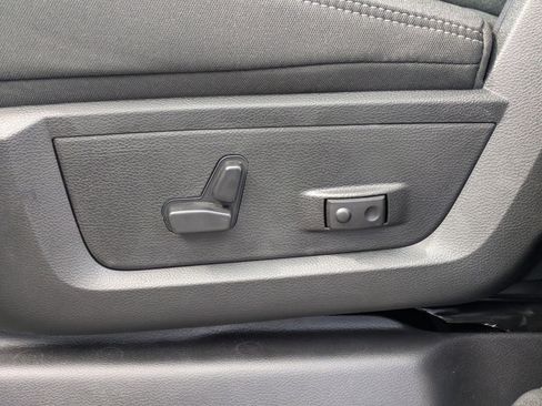 New 2026 RAM 2500 Big Horn image 13