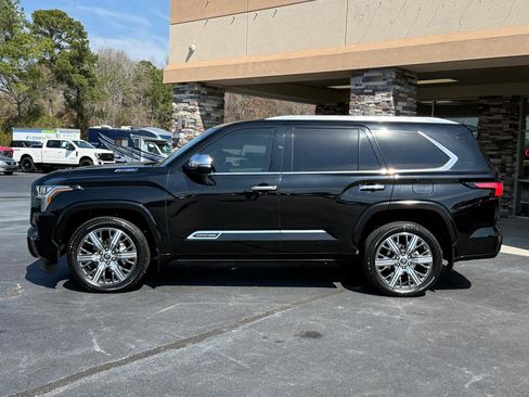 Used 2024 Toyota Sequoia Capstone image 2