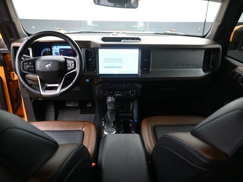 Used 2022 Ford Bronco Outer Banks image 23