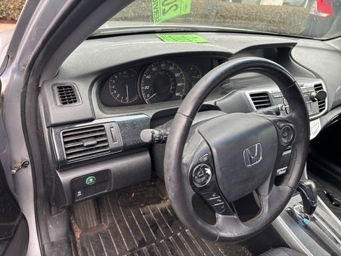 Used 2013 Honda Accord Sport image 19