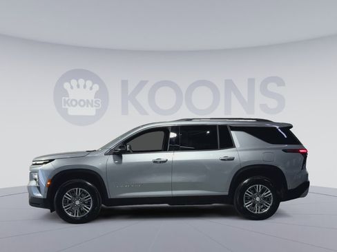 New 2026 Chevrolet Traverse LT w/ Enhanced Driving Package FWD image 7