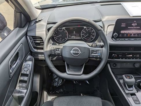 New 2026 Nissan Rogue SV FWD image 17