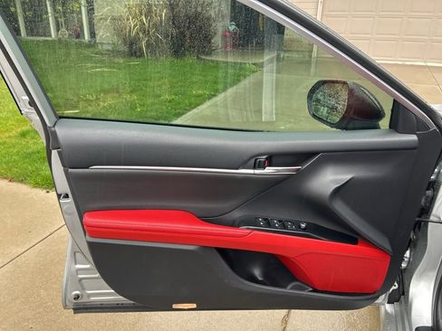 Used 2019 Toyota Camry XSE w/ Driver Assist Package image 13