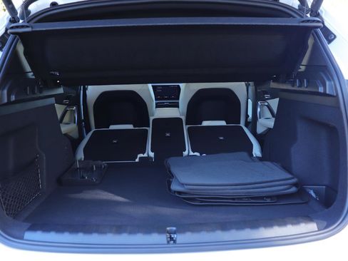 Used 2026 BMW X1 xDrive28i w/ Technology Package image 16