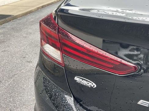 Used 2020 Hyundai Elantra SEL FWD image 7