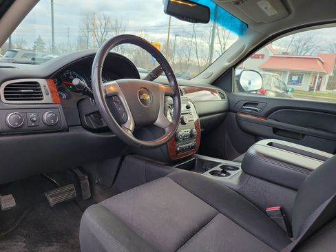 Used 2013 Chevrolet Avalanche LS w/ All-Star Edition image 19