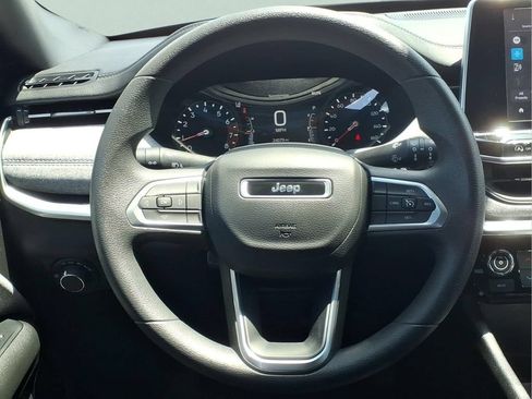 Used 2025 Jeep Compass Sport AWD/4WD image 21
