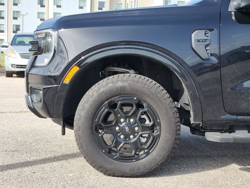 Used 2025 Ford Ranger XLT w/ Equipment Group 301A High AWD/4WD image 6