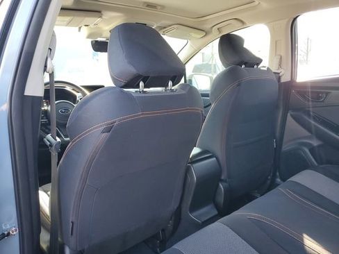 Used 2023 Subaru Crosstrek 2.0i Premium image 11