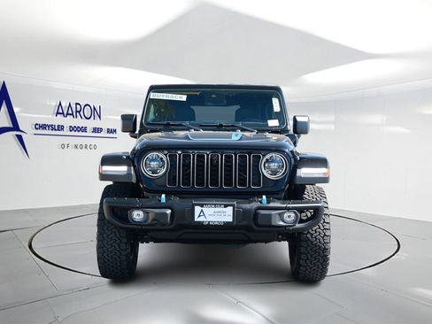 Used 2024 Jeep Wrangler Unlimited Rubicon 4xe image 4