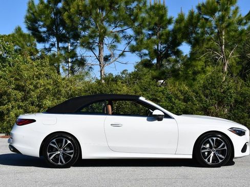 Used 2024 Mercedes-Benz CLE 300 4MATIC Cabriolet image 47