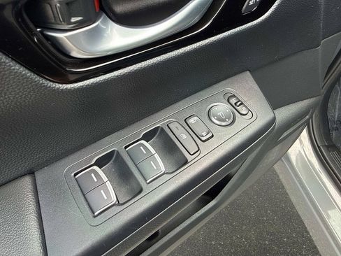 Used 2024 Honda CR-V EX-L image 18