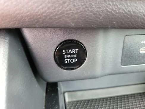 Used 2024 Nissan Rogue S AWD/4WD image 24