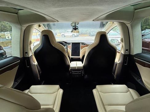 Used 2017 Tesla Model X 100D image 19