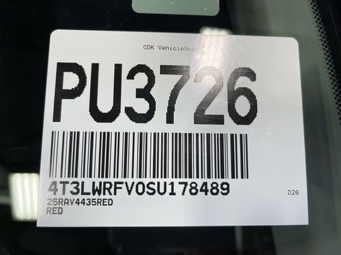 Used 2025 Toyota RAV4 LE AWD/4WD image 3