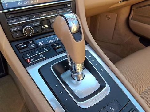 Used 2013 Porsche 911 Carrera 4S image 17