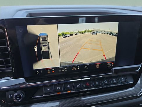 Used 2025 Chevrolet Silverado 1500 ZR2 w/ Technology Package image 26