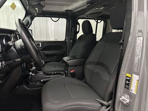 Used 2022 Jeep Wrangler Unlimited Sport image 17