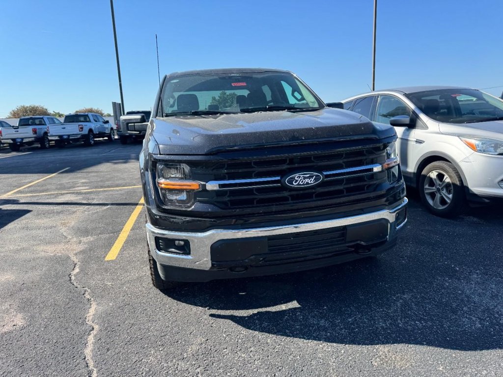 Used 2025 Ford F150 XLT w/ Equipment Group 301A Standard AWD/4WD image 4