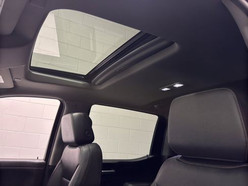 Used 2021 Chevrolet Silverado 1500 LT Trail Boss w/ Convenience Package II image 37