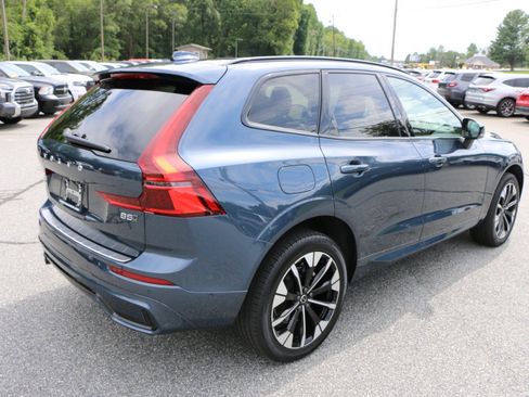 Used 2026 Volvo XC60 B5 Plus w/ Protection Package Premier AWD/4WD image 8