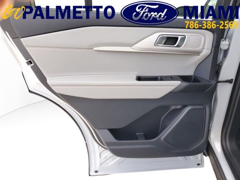 New 2026 Ford Explorer Active w/ Active Comfort Package AWD/4WD image 10