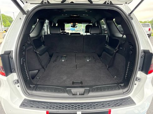 Used 2023 Dodge Durango R/T w/ Blacktop Package AWD/4WD image 10