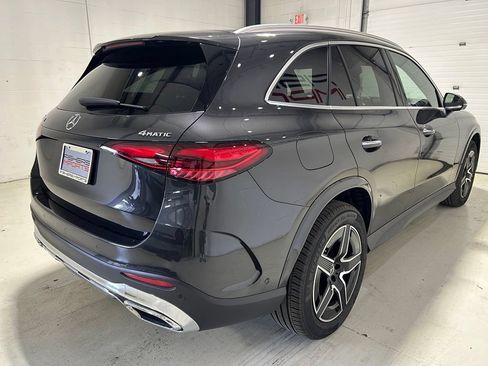 Used 2025 Mercedes-Benz GLC 300 4MATIC image 7
