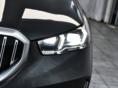 Used 2025 BMW 540i xDrive 540i xDrive image 83