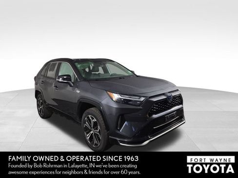 Used 2024 Toyota RAV4 XSE AWD/4WD image 4