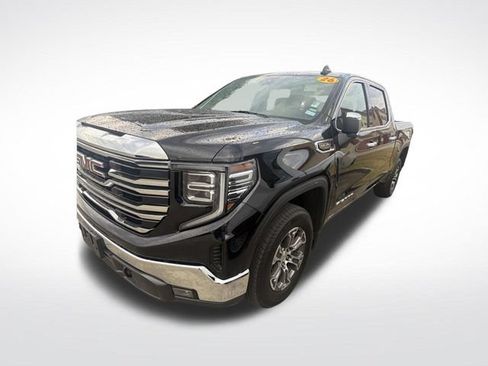 Used 2026 GMC Sierra 1500 SLT RWD image 6