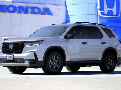 Certified 2025 Honda Pilot TrailSport