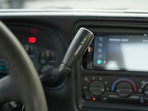 Used 2002 Chevrolet Silverado 1500 2WD Regular Cab image 17