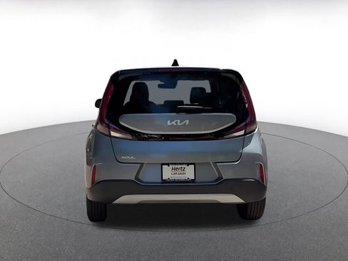 Used 2025 Kia Soul LX w/ LX Technology Package FWD image 12